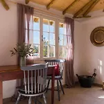 Luna Guest house